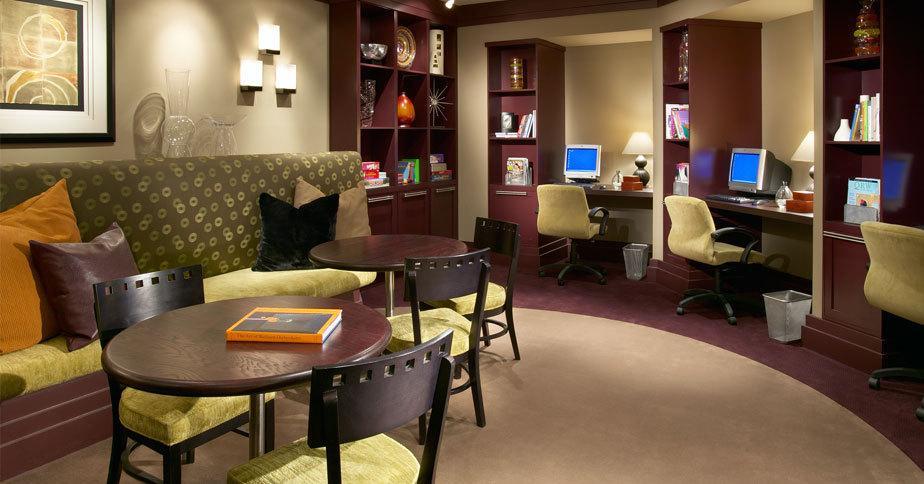 Madison Hospitality At 1401 Joyce Street Arlington Buitenkant foto